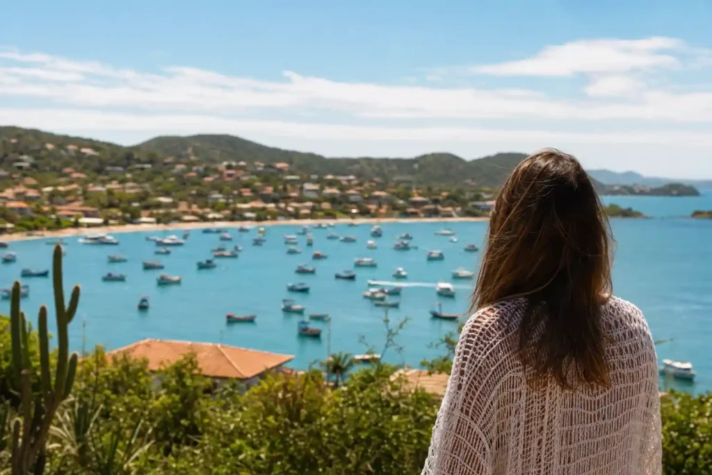 Primavera em Búzios: clima, praias e mercado imobiliário
